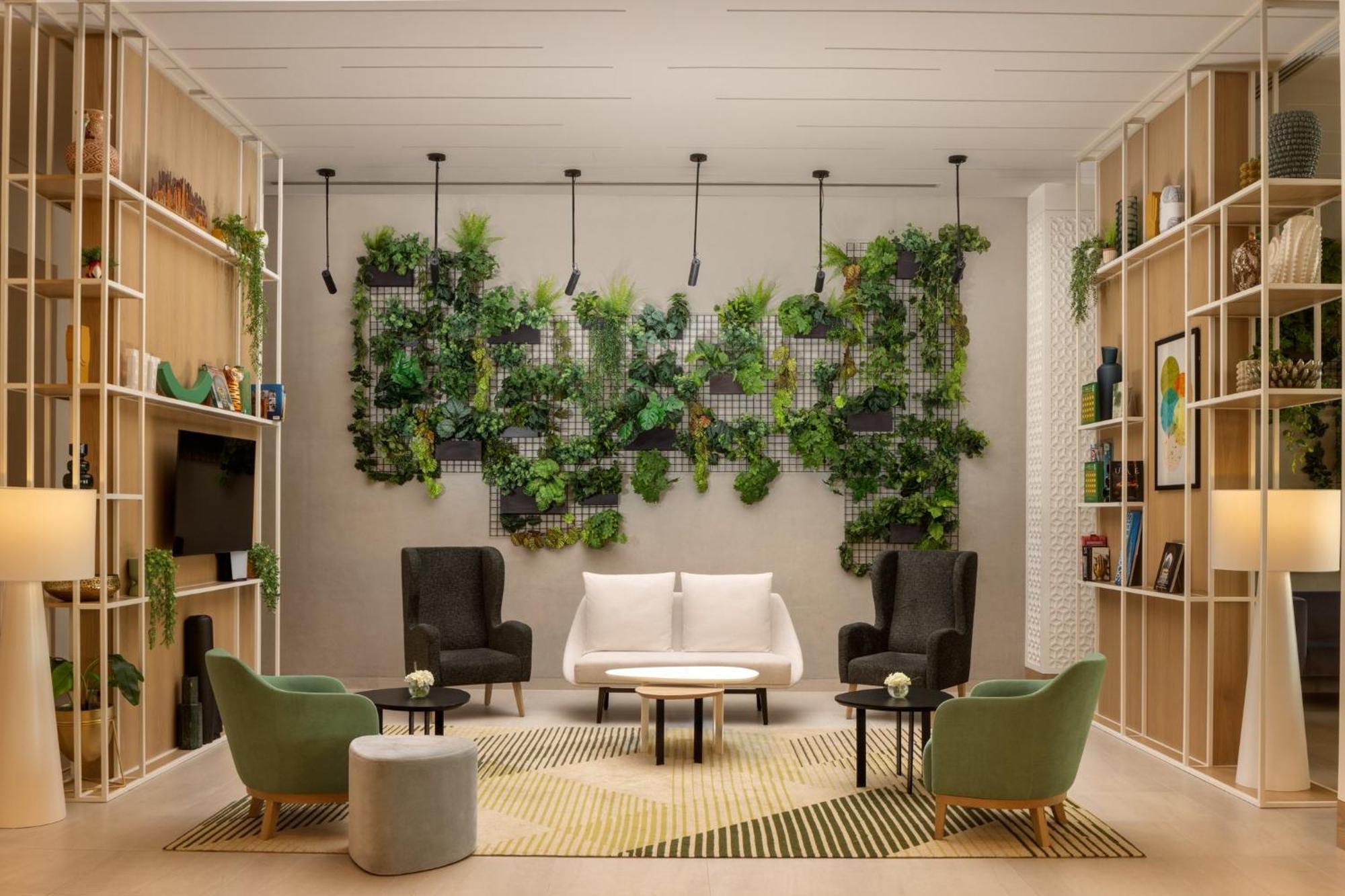 Holiday Inn Dubai Business Bay By Ihg Exterior photo